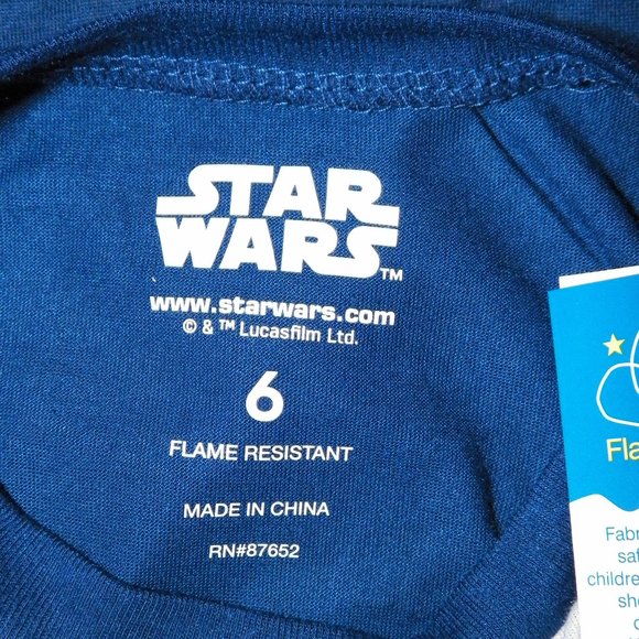 Star Wars Yoda Christmas Pajama Set - Picture 8 of 12